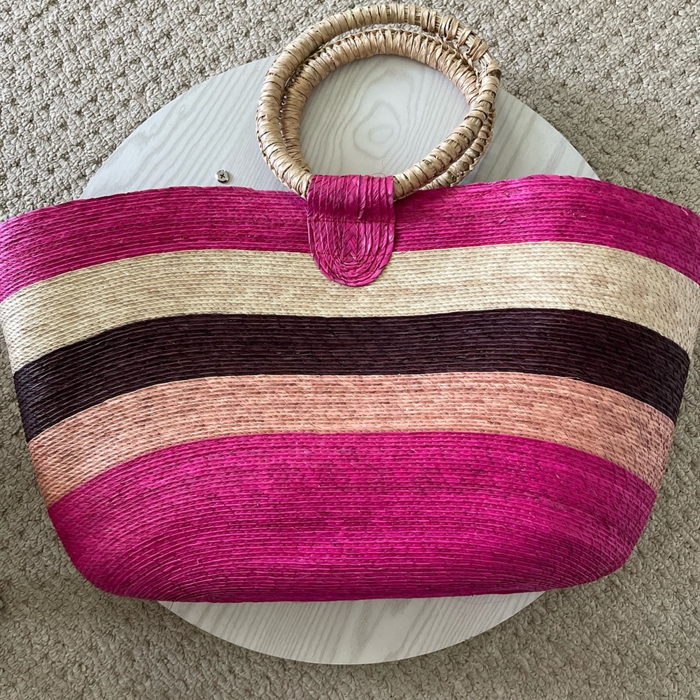 Straw tote